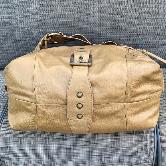 Vintage Isabella Fiore Genuine Leather Shoulder Bag - Picture 4 of 8